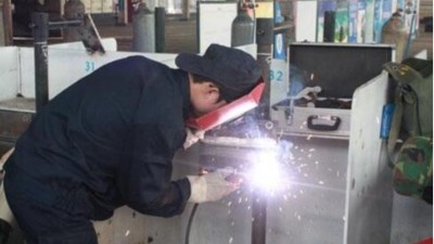 焊接凈化器,焊接煙氣凈化器,執(zhí)信環(huán)保實力廠家。